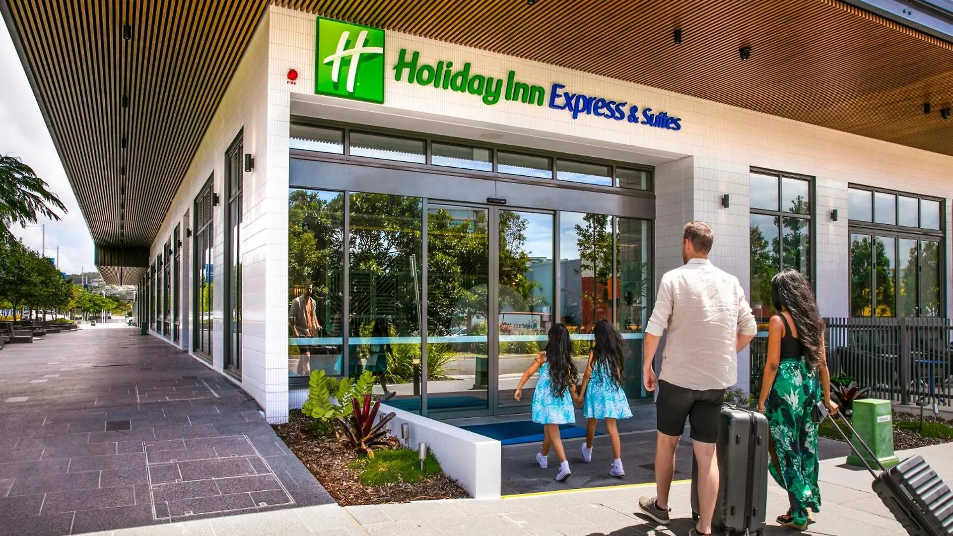 Holiday Inn Express & Suites Sunshine Coast By Ihg Maroochydore