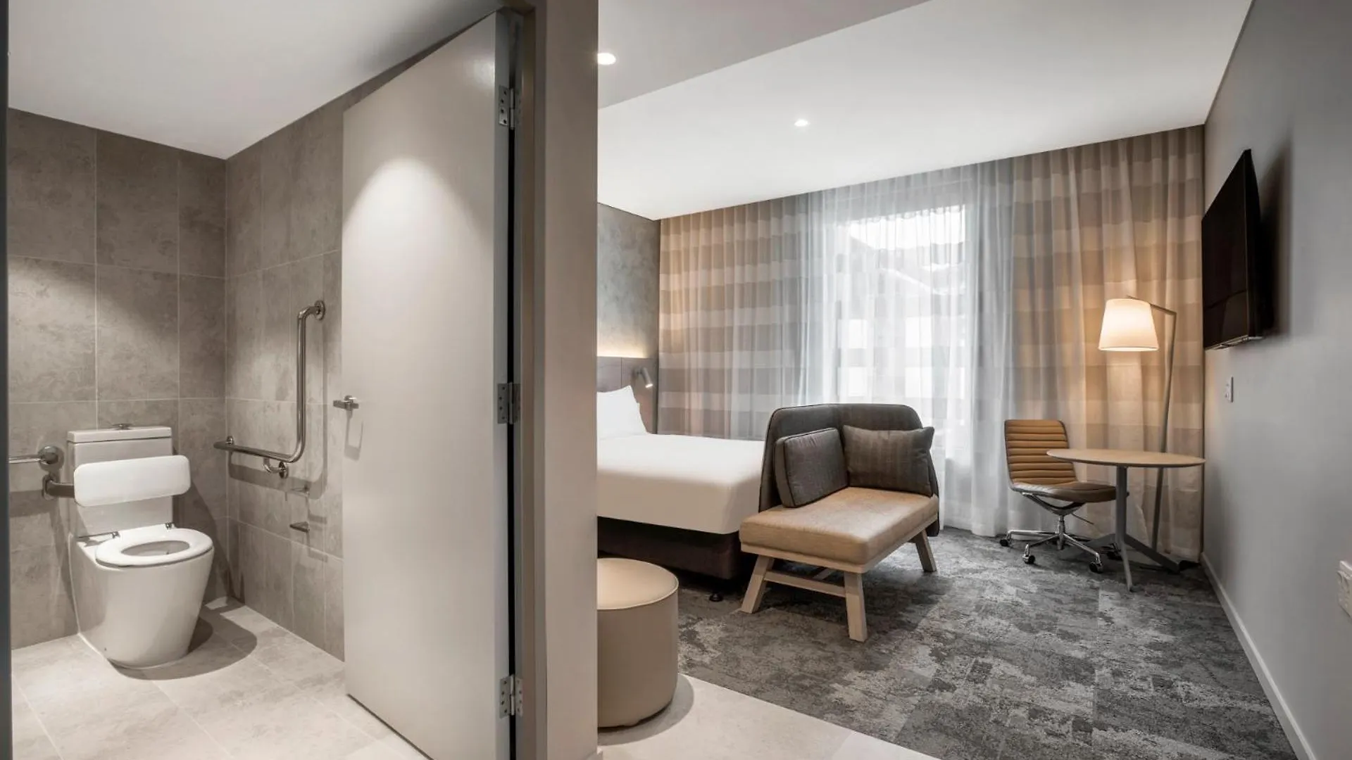 Holiday Inn Express & Suites Sunshine Coast By Ihg Maroochydore