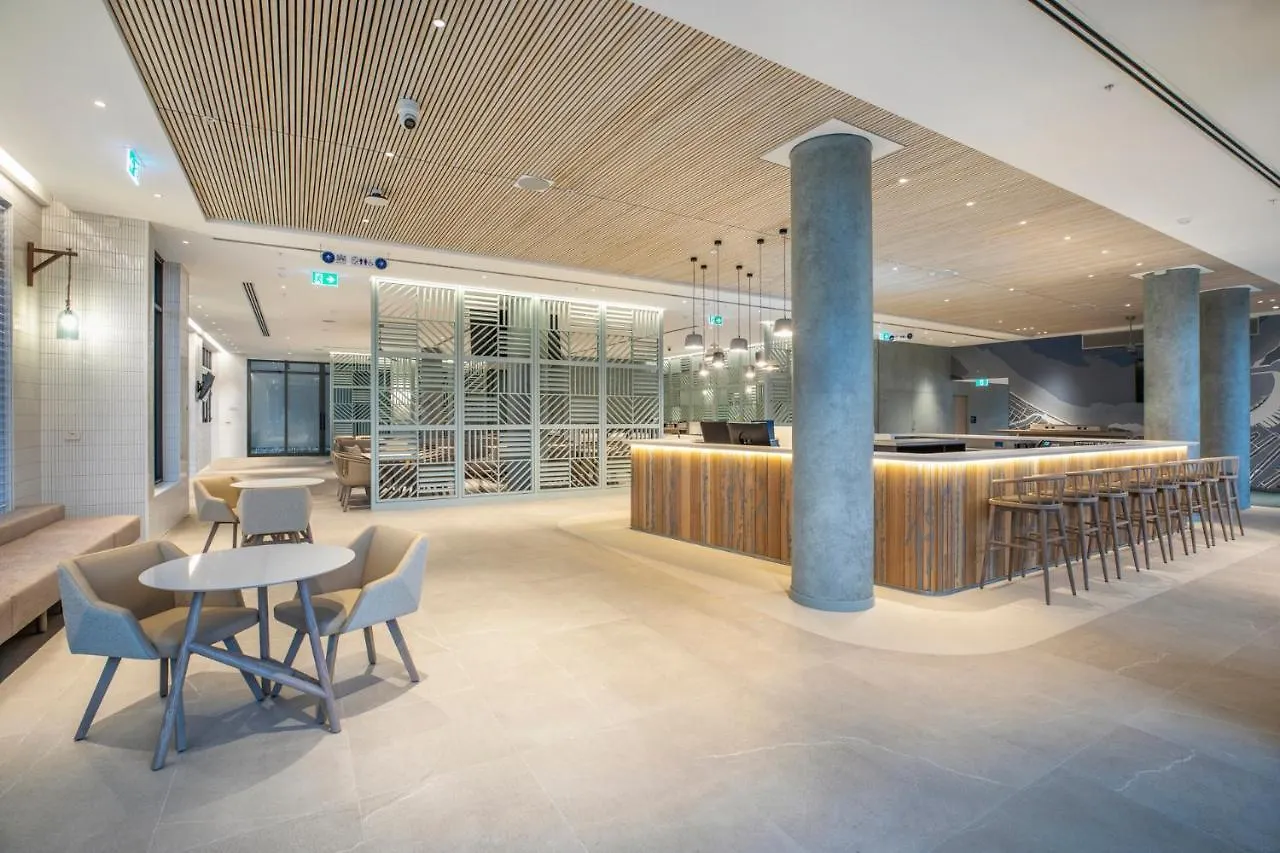 Hotel Holiday Inn Express & Suites Sunshine Coast By Ihg Maroochydore